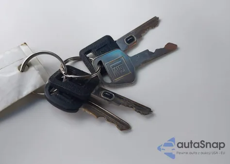 1992 Pontiac Bonneville Se z USA, uszkodzony, nr VIN 1G2HX53L4N1220877